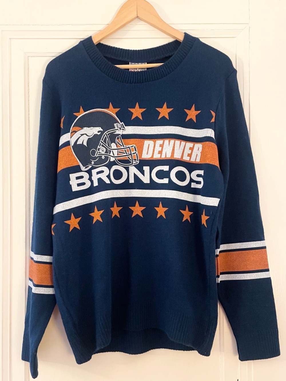 Junk Food NFL Denver Broncos Lightweight Unisex Crewneck Sweater NWOT